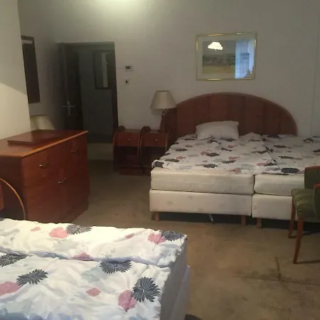 Diana Apartmets *